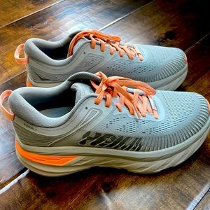 HOKA ONE ONE